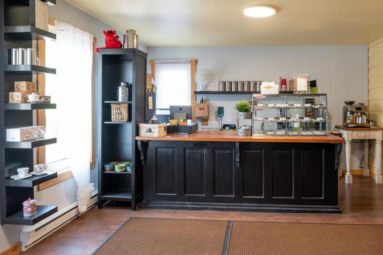 Pepperell Place Inn Inc. St. Peter's المظهر الخارجي الصورة