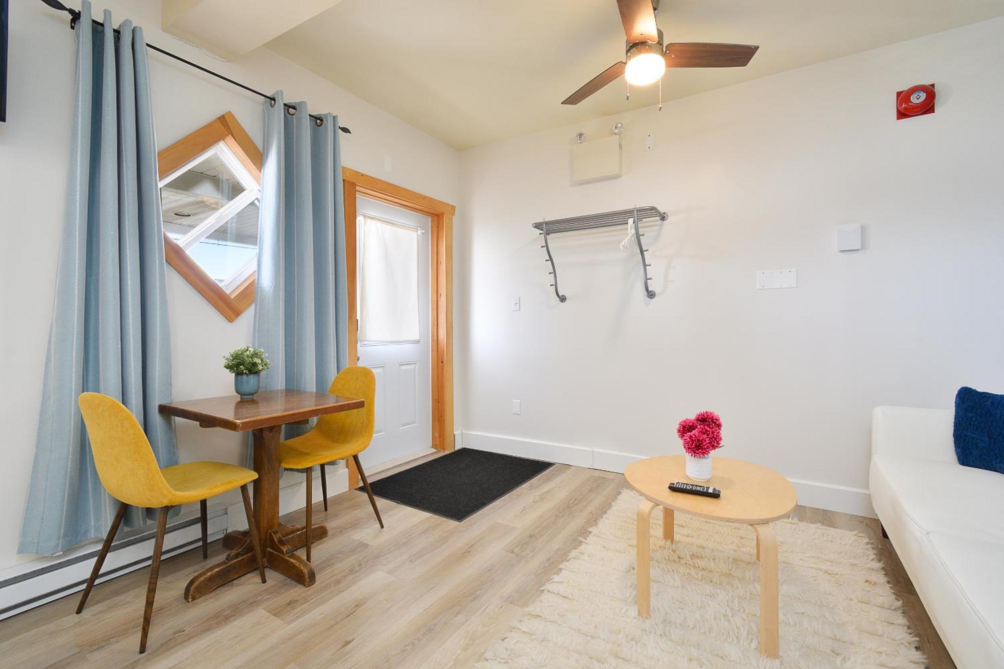 Pepperell Place Inn Inc. St. Peter's المظهر الخارجي الصورة