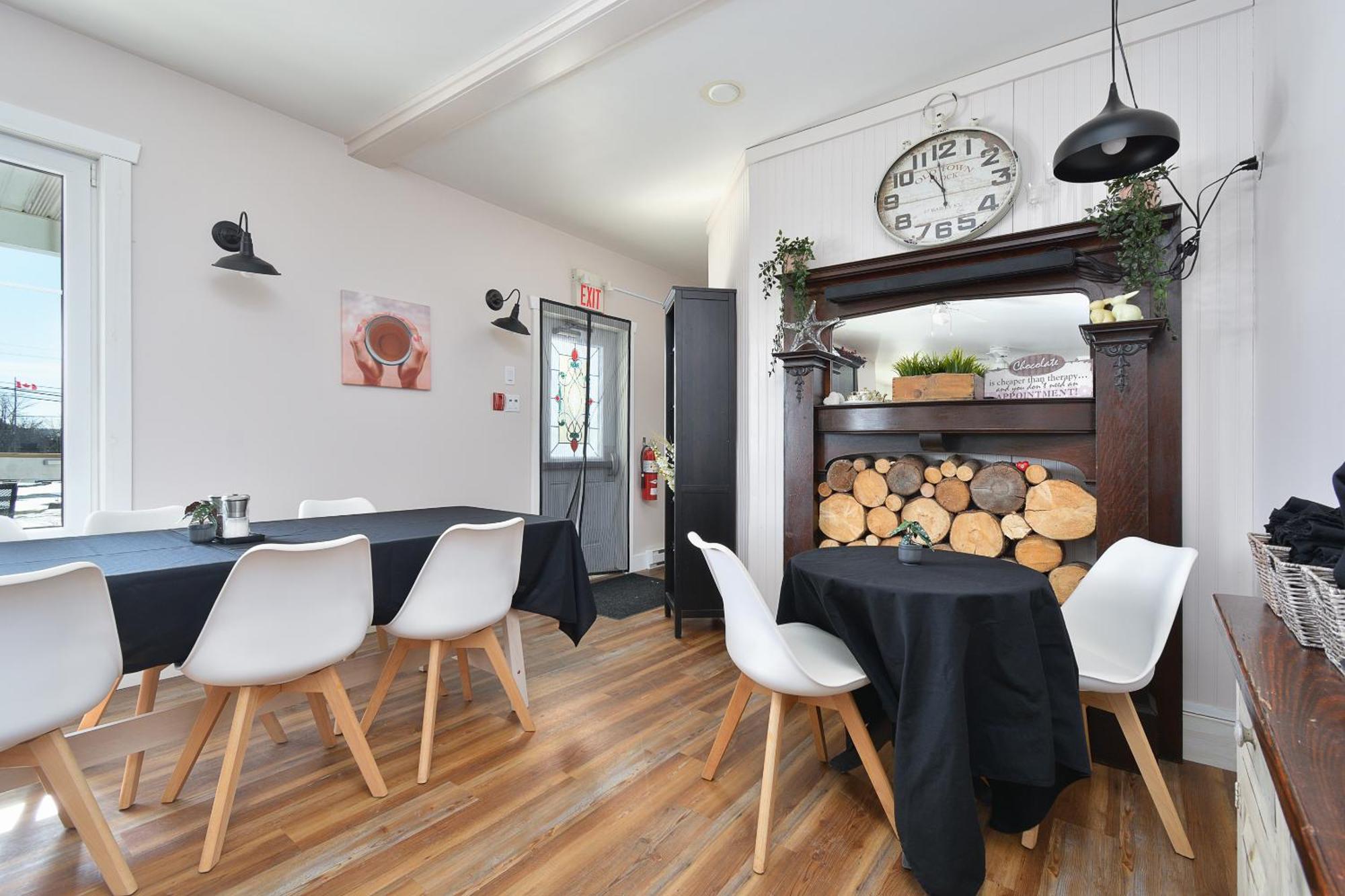 Pepperell Place Inn Inc. St. Peter's المظهر الخارجي الصورة